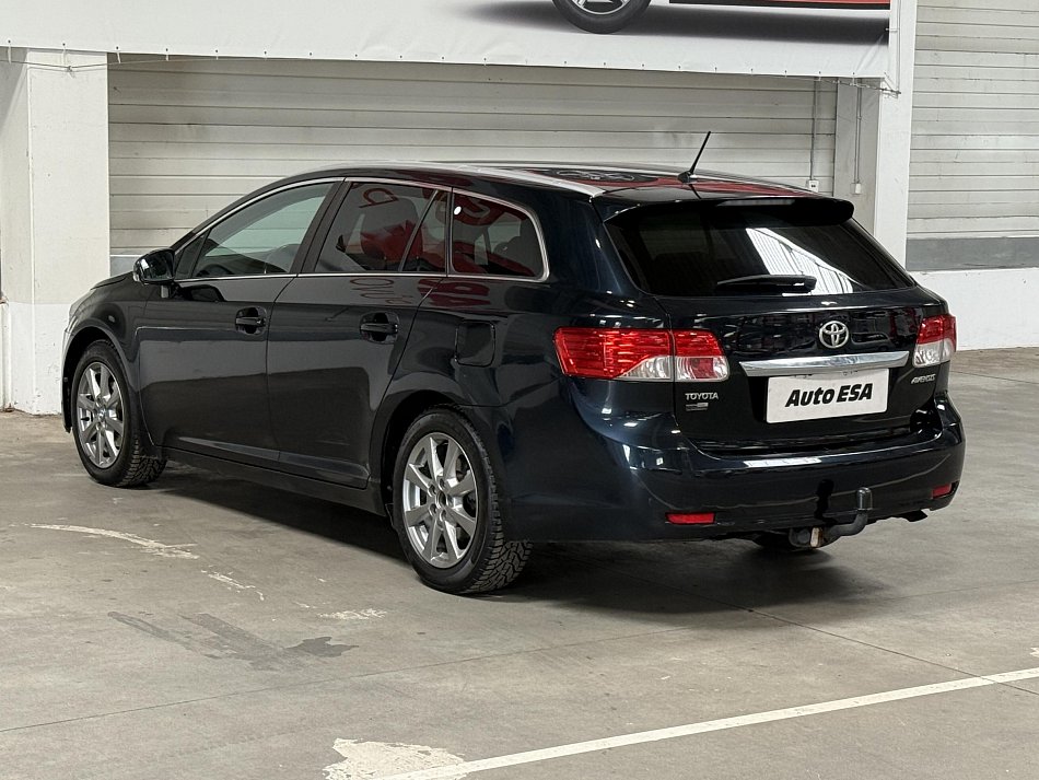 Toyota Avensis 2.0i 