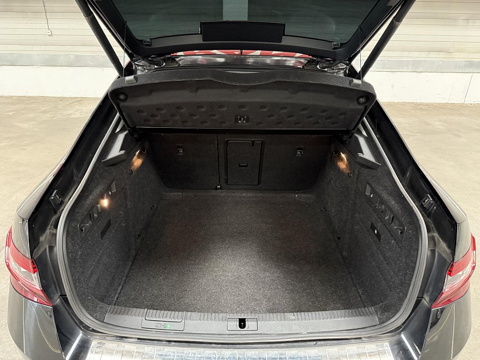 Škoda Superb III 2.0TSI L&K