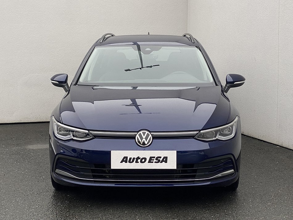 Volkswagen Golf 1.5 e-TSi Style