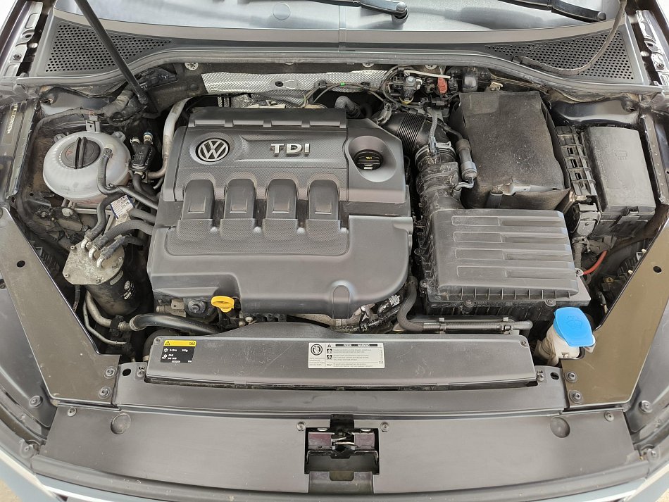 Volkswagen Passat 2.0 TDi 