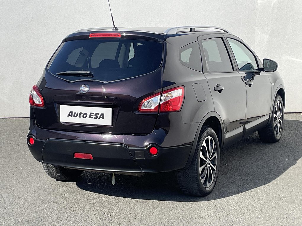 Nissan Qashqai 1.6i 