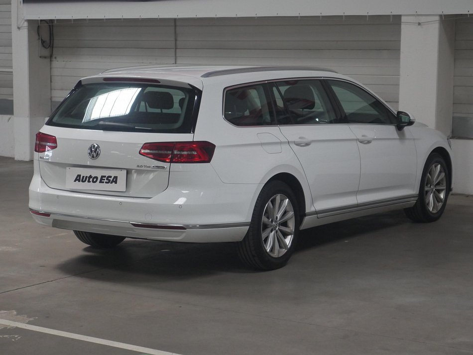 Volkswagen Passat 2.0TDi Highline