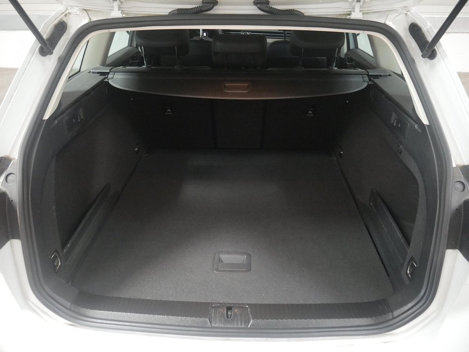 Volkswagen Passat 2.0TDi Highline