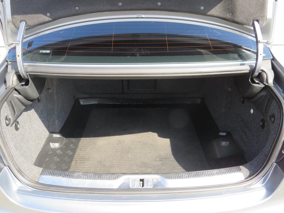 Škoda Superb II 2.0TDi 