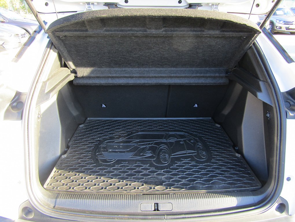 Peugeot 2008 1.2PT 
