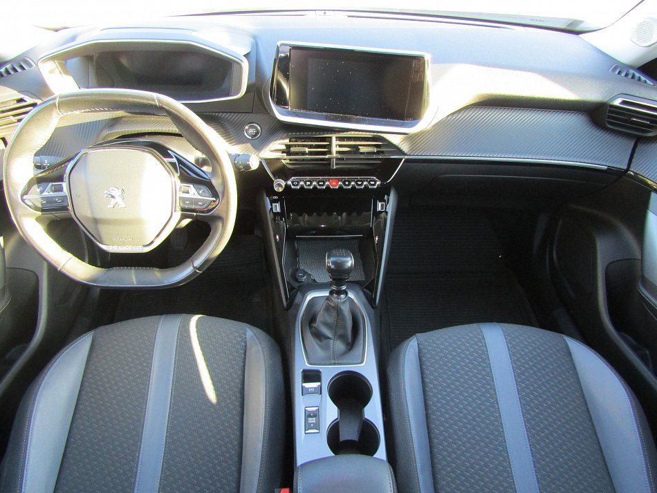 Peugeot 2008 1.2PT 