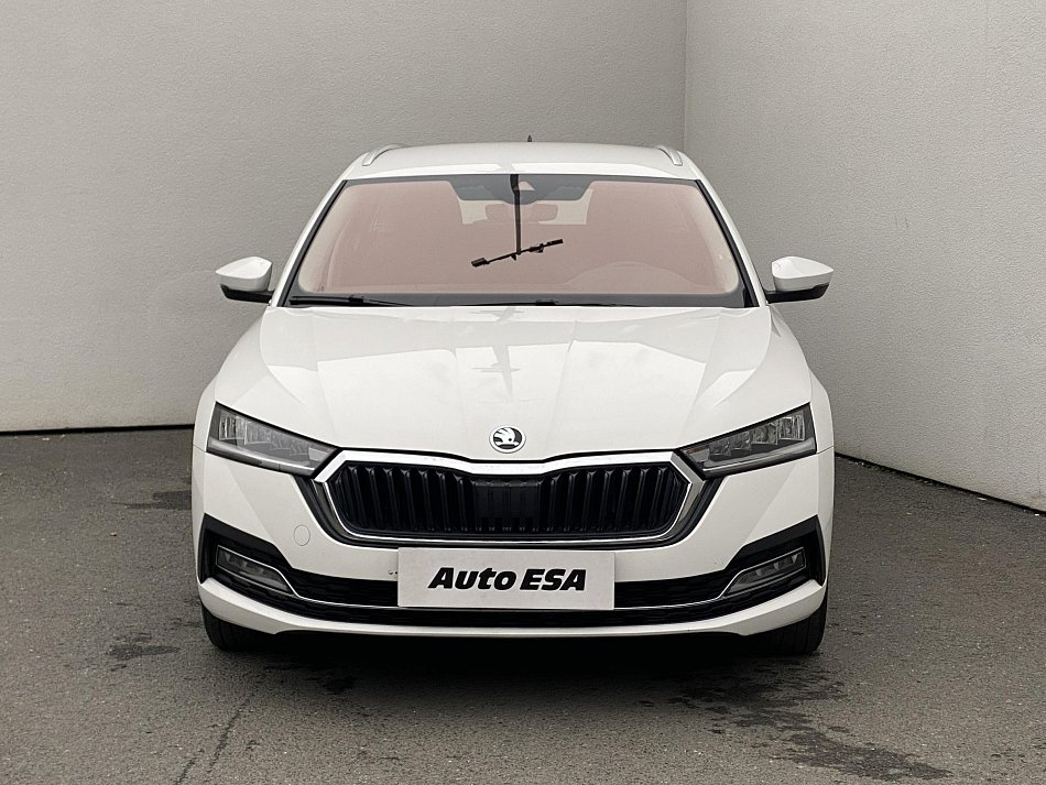 Škoda Octavia IV 1.5 TSi Style