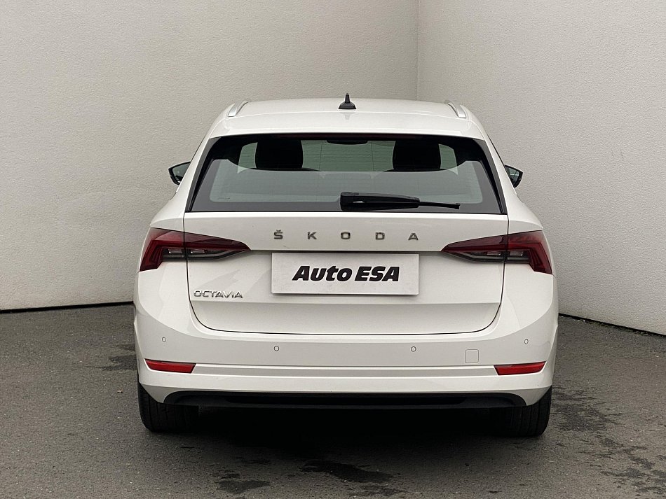Škoda Octavia IV 1.5 TSi Style