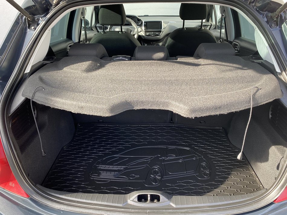 Peugeot 208 1.0 i 
