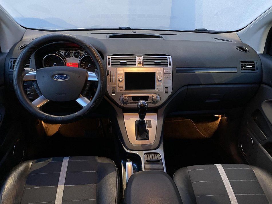 Ford Kuga 2.5 i  4x4