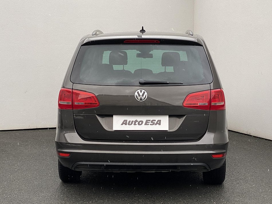 Volkswagen Sharan 2.0 TDi 