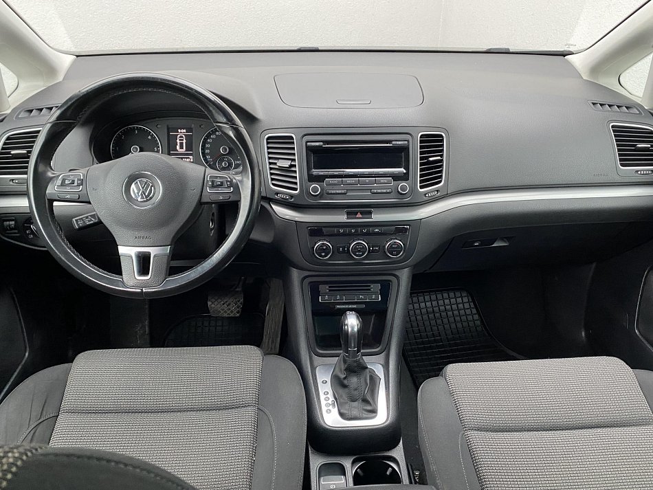 Volkswagen Sharan 2.0 TDi 