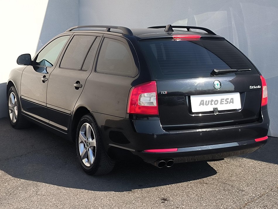 Škoda Octavia II 2.0 TDi Elegance