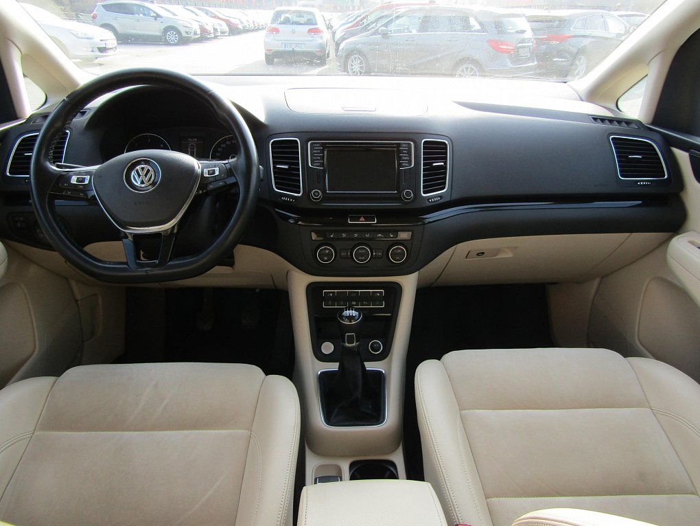 Volkswagen Sharan 2.0TDi 
