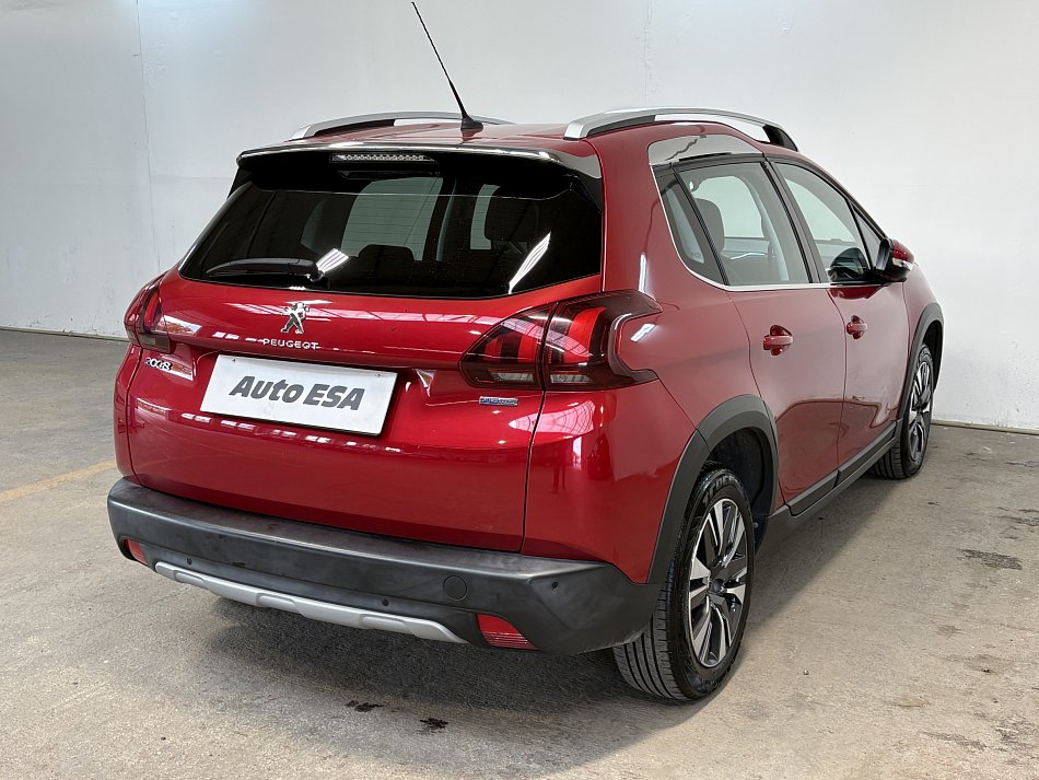 Peugeot 2008 1.2PT Allure