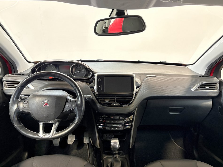 Peugeot 2008 1.2PT Allure