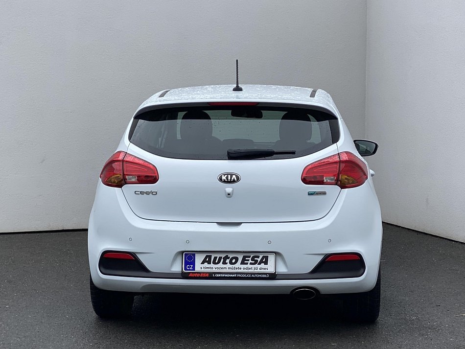 Kia Ceed 1.6 GDi TOP