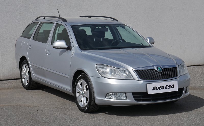 Škoda Octavia II 1.6 TDi Elegance