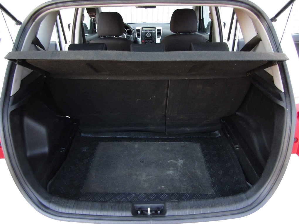 Kia Venga 1.4 i 