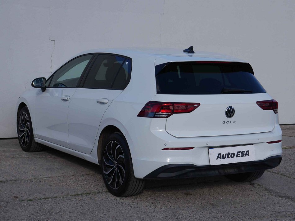 Volkswagen Golf 1.5 TSi 