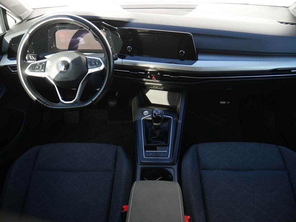 Volkswagen Golf 1.5 TSi 