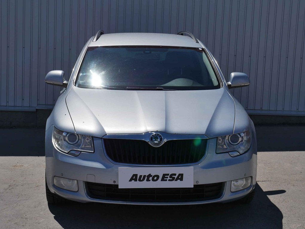 Škoda Superb II 2.0 TDi Ambition