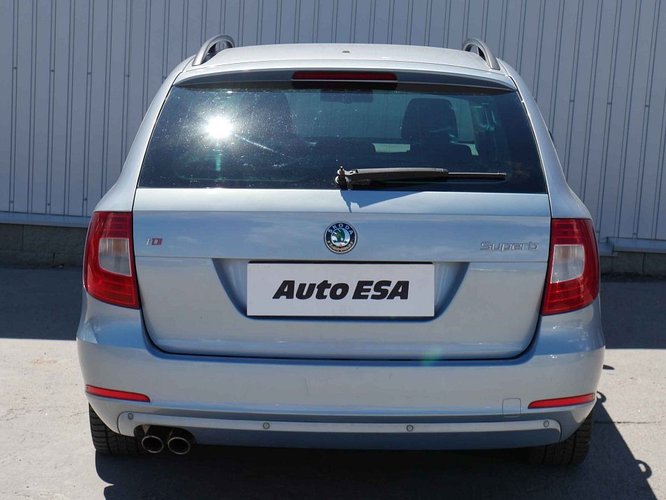 Škoda Superb II 2.0 TDi Ambition