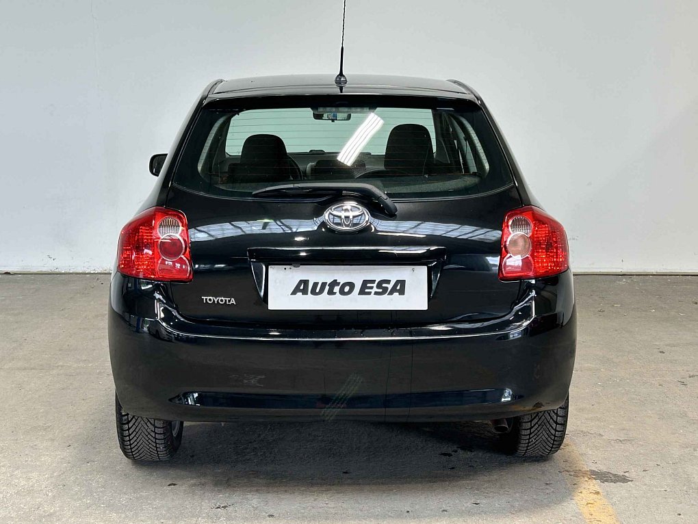 Toyota Auris 1.6 VVTi 