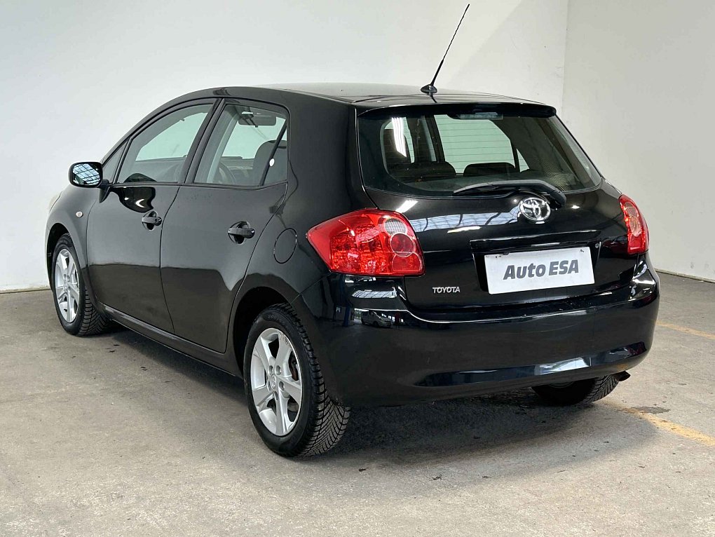 Toyota Auris 1.6 VVTi 