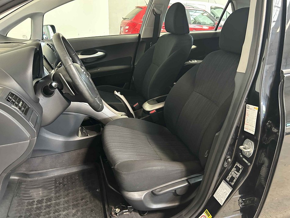 Toyota Auris 1.6 VVTi 