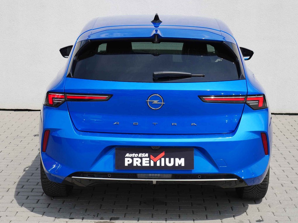 Opel Astra 1.2 T Elegance
