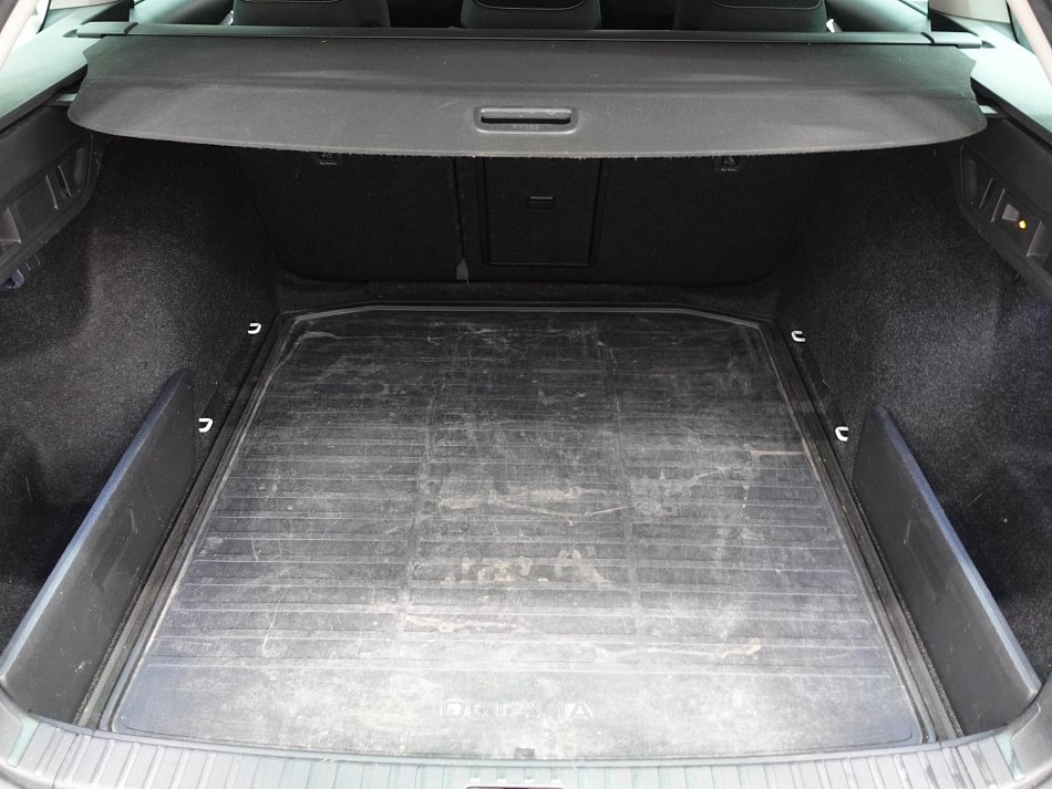 Škoda Octavia IV 2.0TDi Scout 4x4