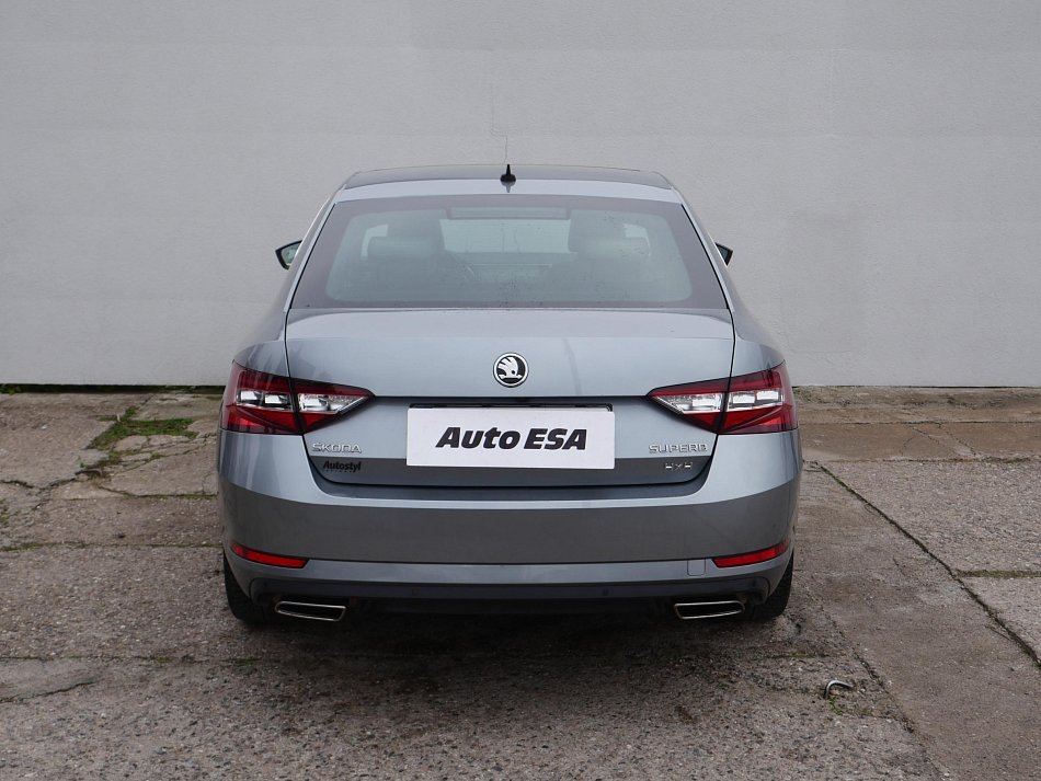 Škoda Superb III 2.0 TSI  4x4