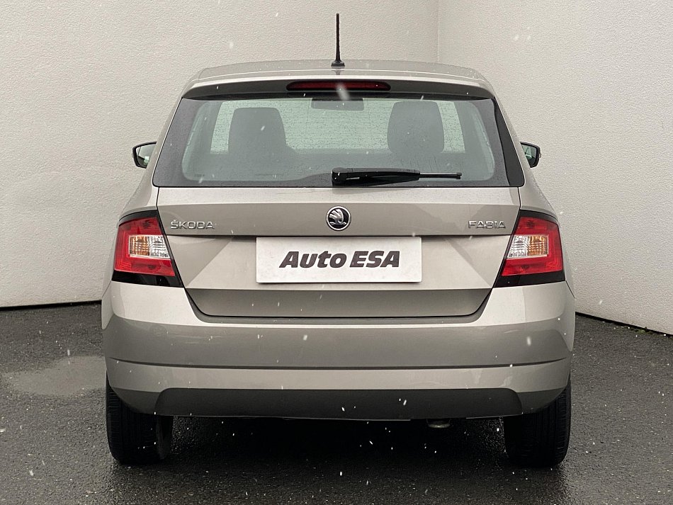 Škoda Fabia III 1.0i Trumf