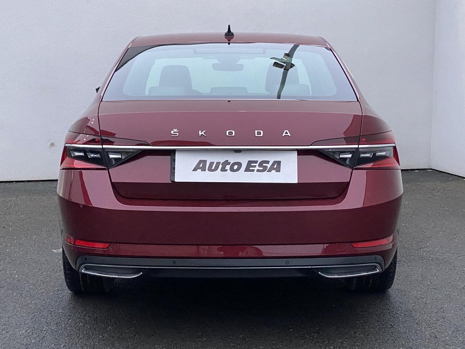 Škoda Superb III 2.0 TSi L&K