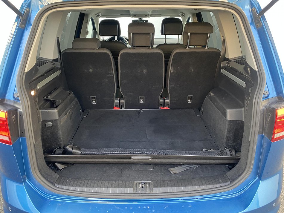 Volkswagen Touran 2.0 TDi 