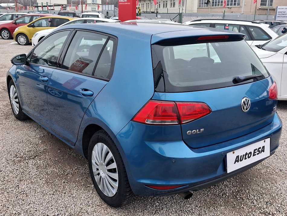 Volkswagen Golf 1.2TSI 