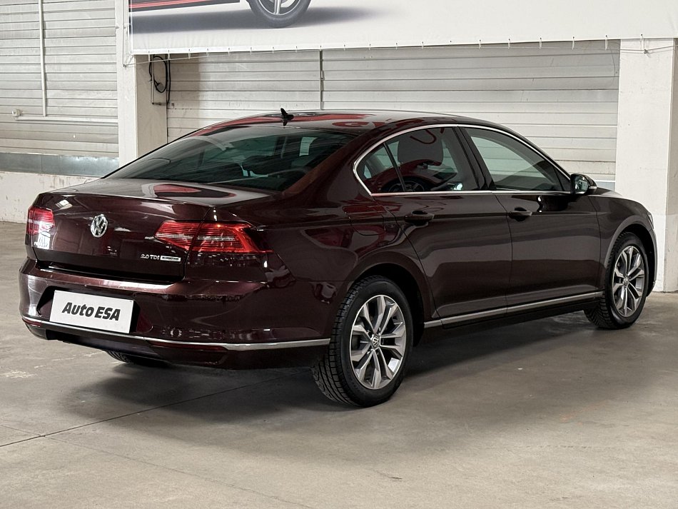 Volkswagen Passat 2.0 TDi Highline