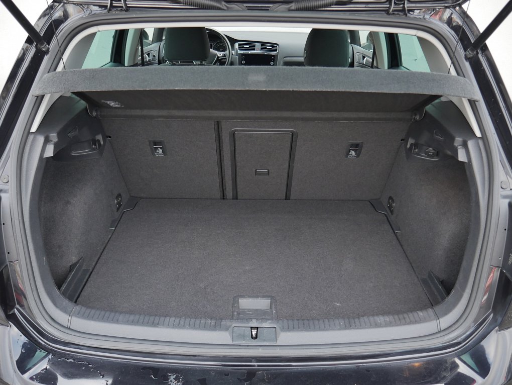Volkswagen Golf 1.4 TSI 