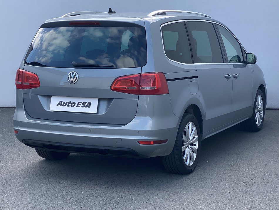 Volkswagen Sharan 2.0 TDi Highline 7míst