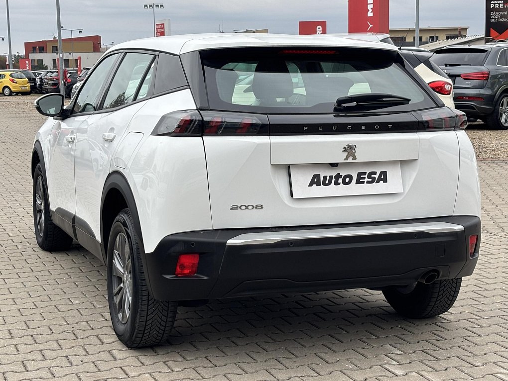 Peugeot 2008 1.2 PT 