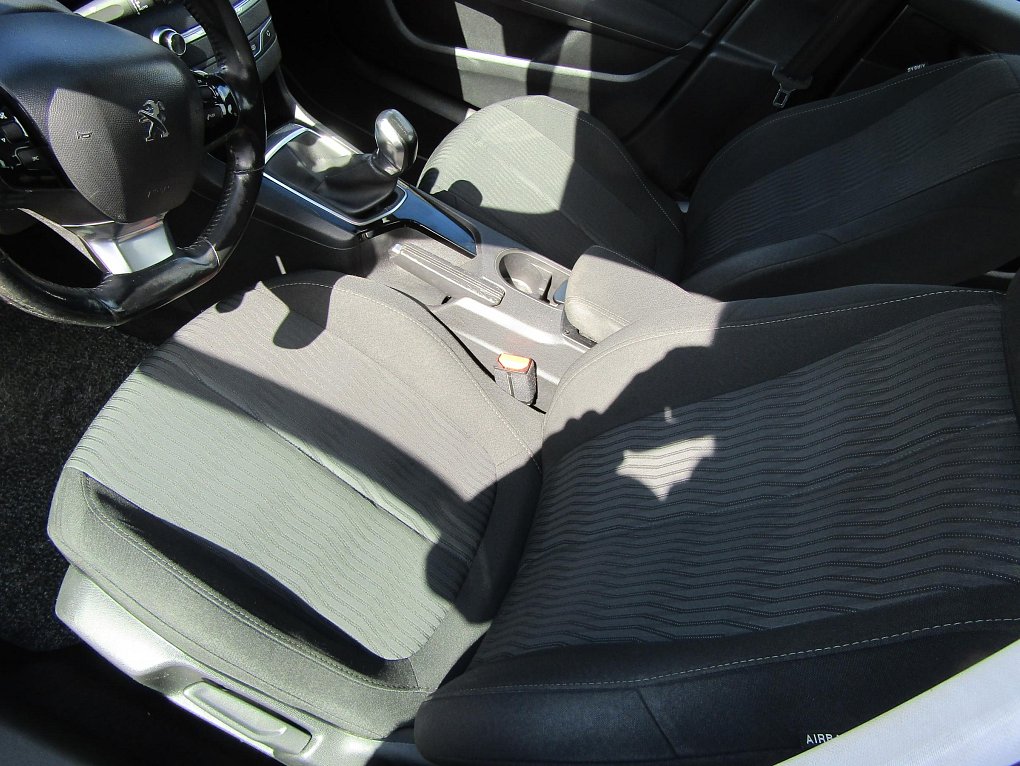 Peugeot 308 1.6HDi 
