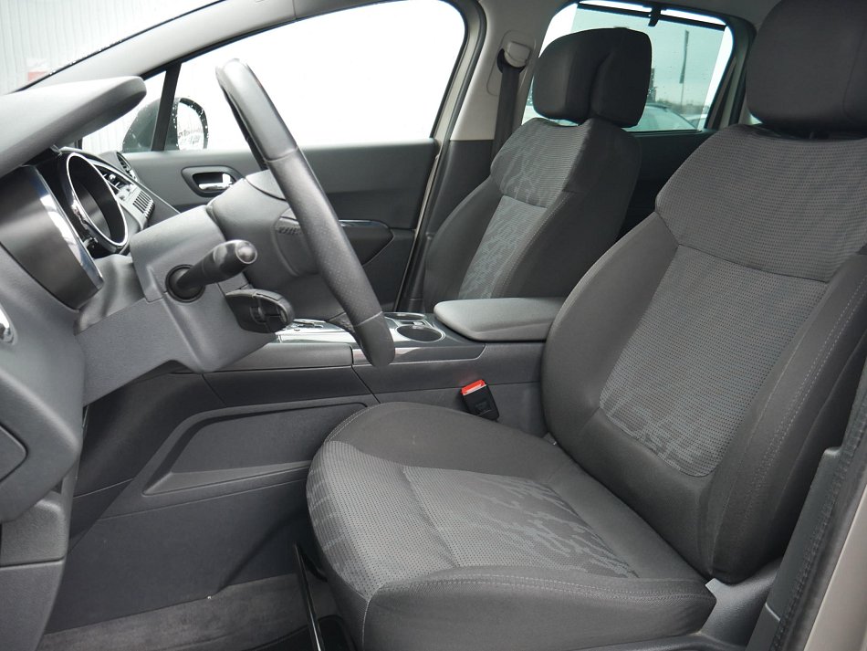 Peugeot 3008 2.0 HDi Premium