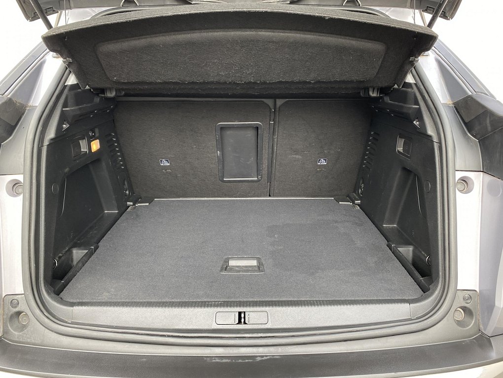 Peugeot 3008 1.2PT Allure