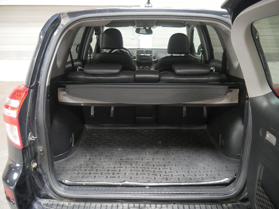 Toyota RAV4 2.0i  4x4