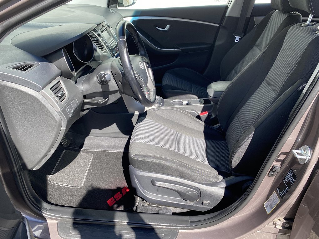 Hyundai I30 1.6i 