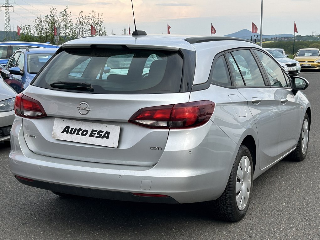 Opel Astra 1.6CDTI 