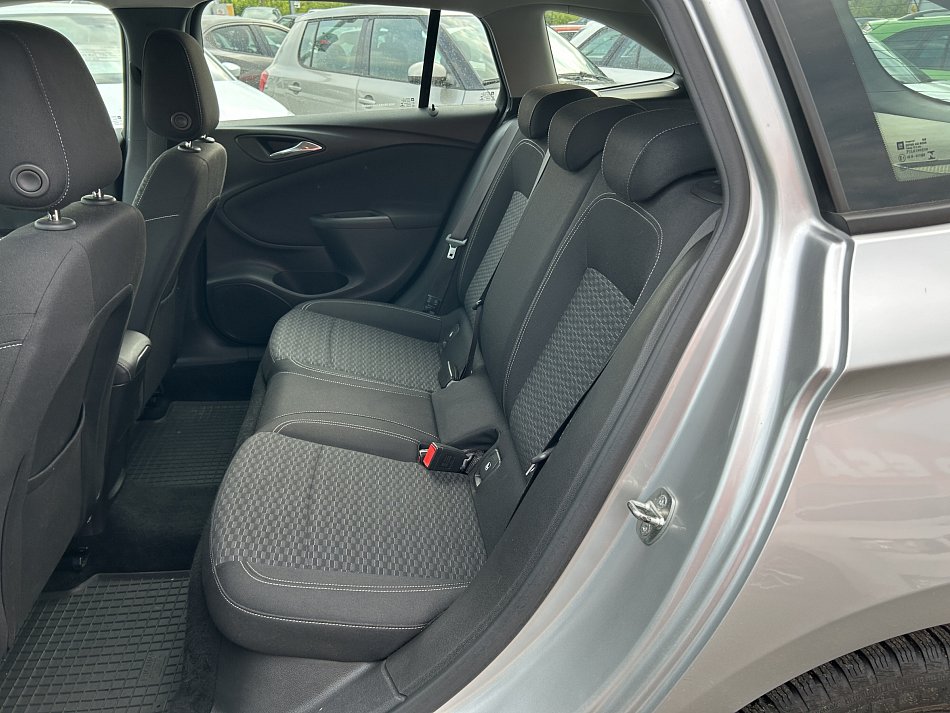 Opel Astra 1.6CDTI 
