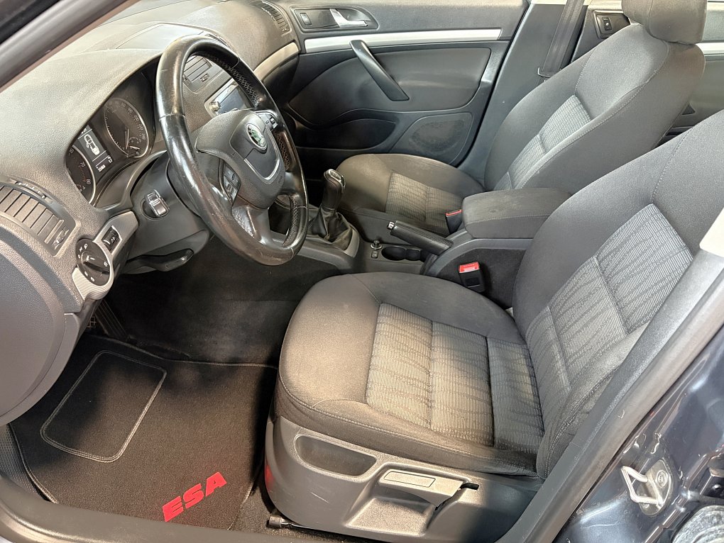 Škoda Octavia II 1.4 TSi Elegance