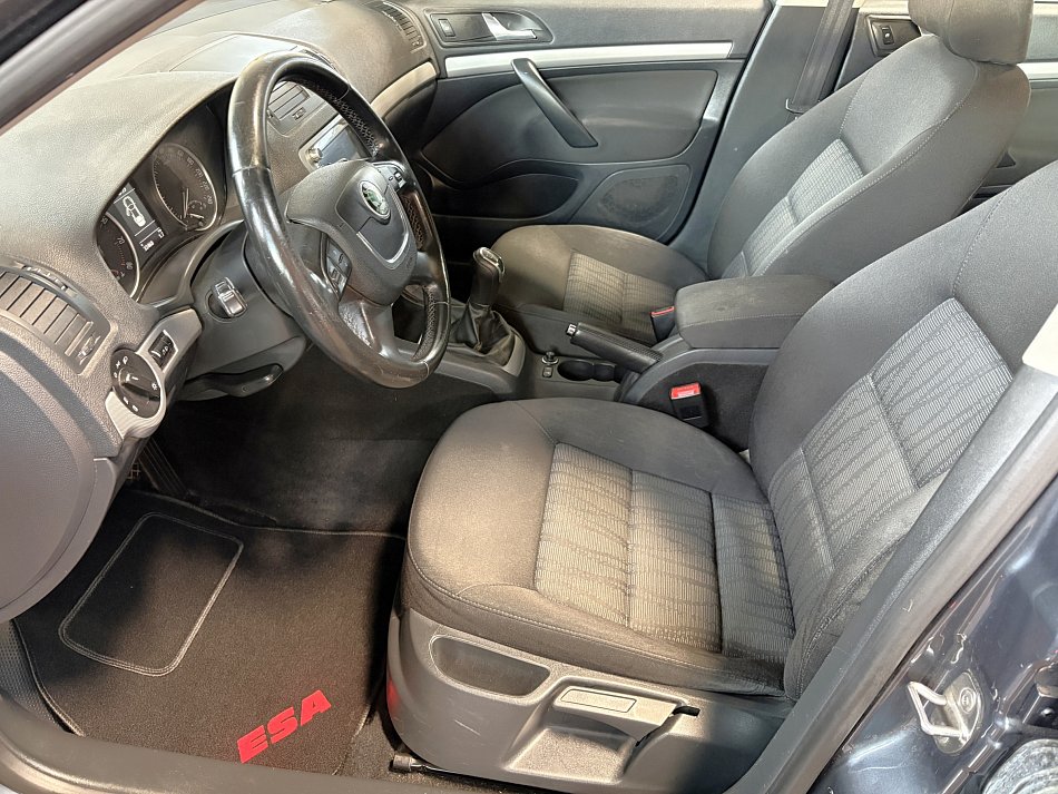 Škoda Octavia II 1.4 TSi Elegance